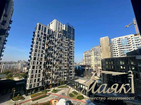 паркомісце за адресою Київ, Василя Тютюнника вул. (Анрі Барбюса), 39-А