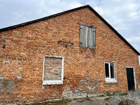 комерційна за адресою Підгірний, 20