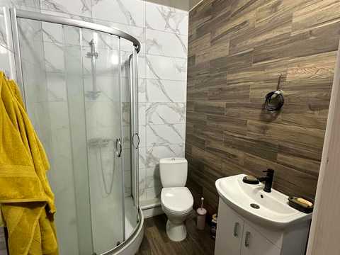 квартира по адресу Українська ул., (Будинок 1)