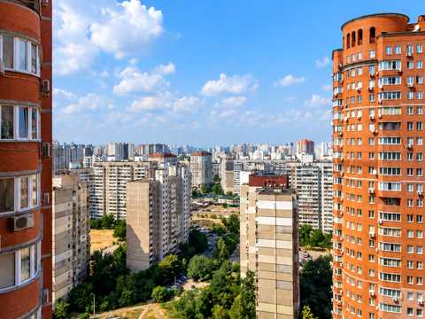 квартира за адресою Анни Ахматової вул., 13