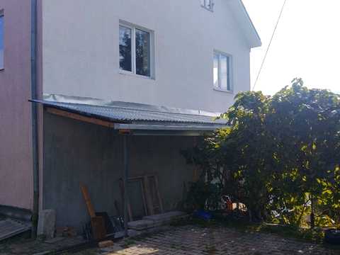 дом по адресу Центральна ул., 57