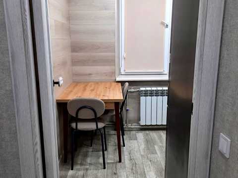 квартира за адресою Валентинівська вул. (Блюхера), 35/81