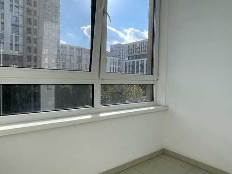 квартира за адресою Салютна вул., 2к4