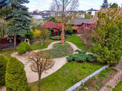 1878394950170587