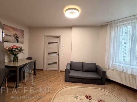 квартира за адресою Коломийський пров., 17/31а
