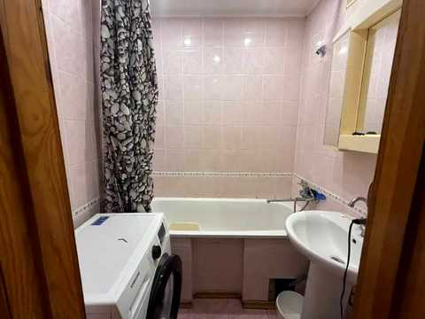 квартира по адресу Героев просп., 4