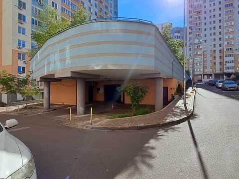паркоместо по адресу Сергея Данченко ул., 32