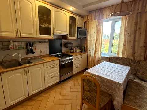 квартира по адресу Героев просп., 23