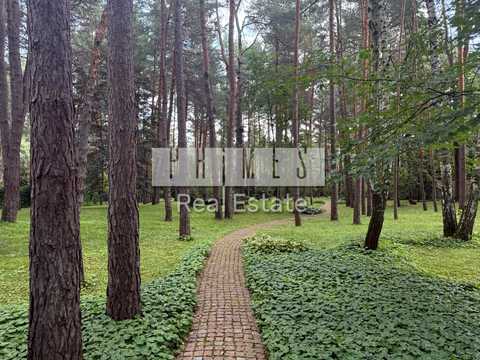 участок по адресу 