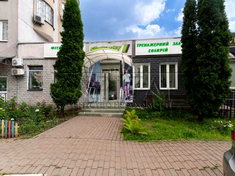 комерційна за адресою Анни Ахматової вул., 44