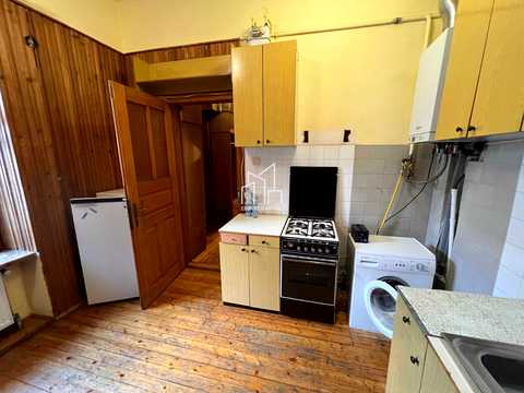 квартира за адресою Пекарська вул., 45