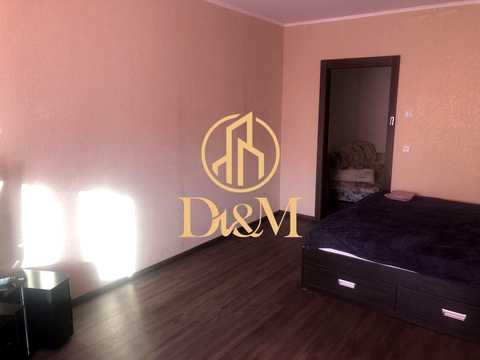 квартира за адресою Сергія Данченка вул., 5