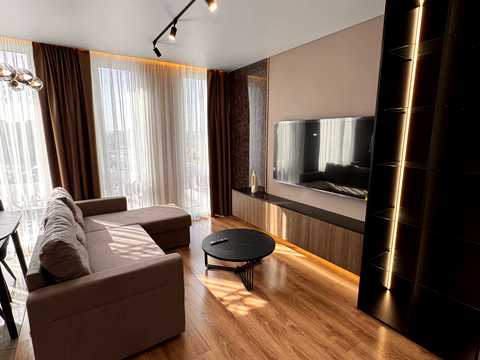 квартира за адресою Надрічна вул., (Будинок 1)