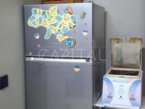 комерційна за адресою Балтійський пров., 1