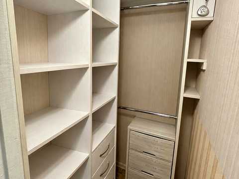 квартира за адресою Райдужна вул., 47
