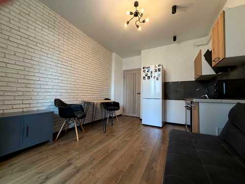квартира за адресою Микільсько-Слобідська вул., 10