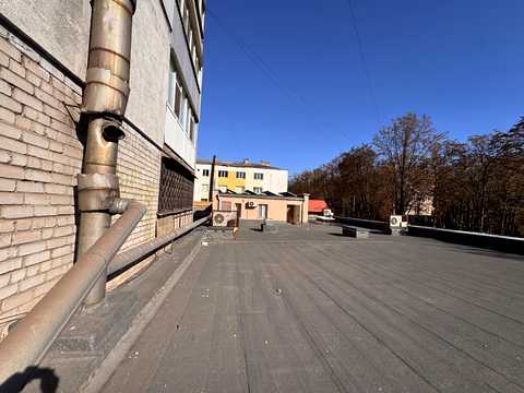 комерційна за адресою Кривий Ріг, Степана Тільги вул. (Революційна), 3