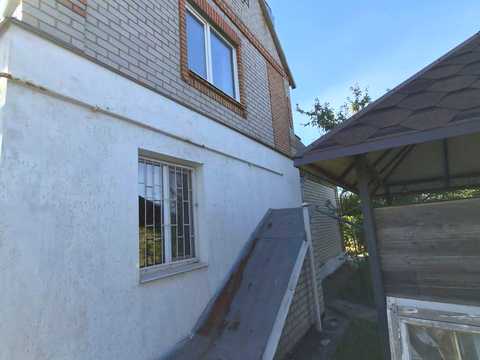 будинок за адресою с. Надія (Радгоспне), тополина