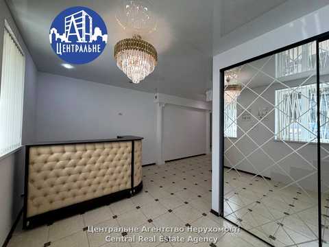 комерційна за адресою Чернівці, Романа Шухевича вул. (Дубинська), 5а