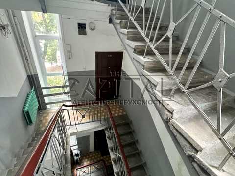 комерційна за адресою Івана Мазепи вул. (Січневого Повстання), 3