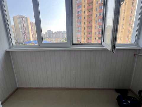 квартира за адресою Милославська вул., 16