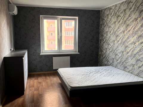 квартира за адресою Милославська вул., 16