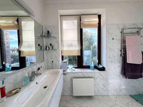 будинок за адресою Лісова вул.
