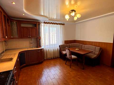 квартира за адресою Ольги Кисілевської вул., 40-В