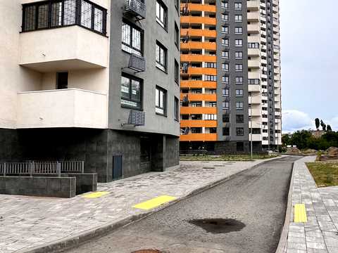 квартира за адресою Миколи Кибальчича вул., 1-Г