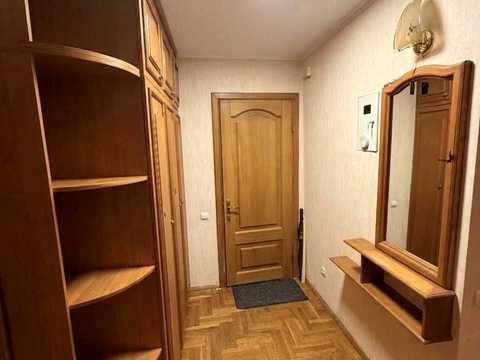 квартира за адресою Писаржевського вул., 8