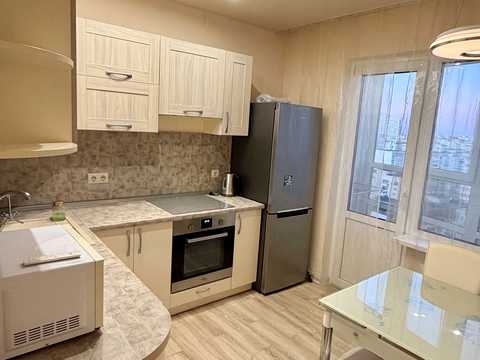 квартира за адресою Бориса Гмирі вул., 12-Б