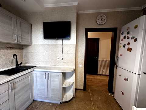 квартира за адресою Софії Русової вул., 3-А