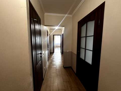 квартира за адресою Софії Русової вул., 3-А