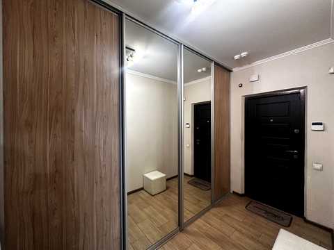 квартира за адресою Софії Русової вул., 3-А