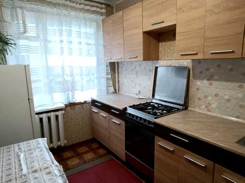 квартира за адресою Давида Ойстраха вул. (Затонського), 4