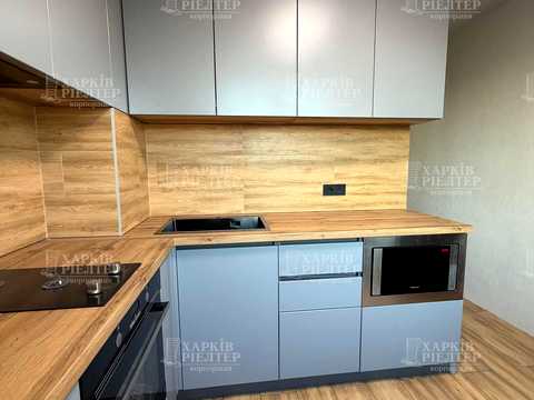 квартира за адресою Дніпровська вул., 1