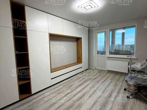 квартира за адресою Дніпровська вул., 1