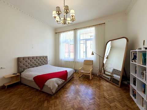 квартира по адресу Панаса Мирного ул., 15