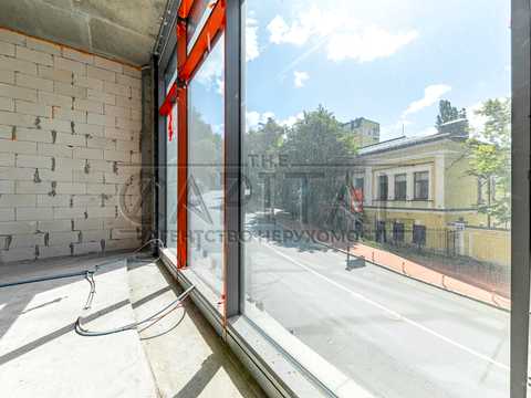 комерційна за адресою Лютеранська вул., 14в
