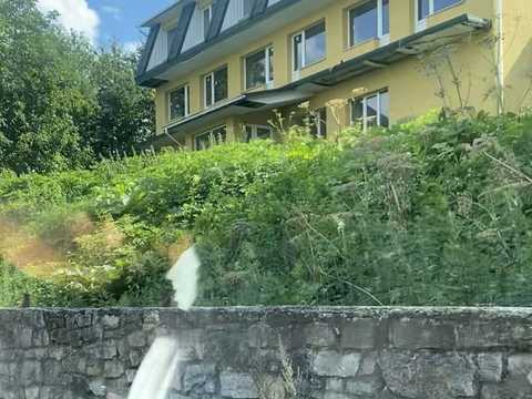 комерційна за адресою смт. Сатанів, вул. Монастирська, 1