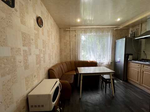 квартира по адресу Александра Поля ул., 42-А