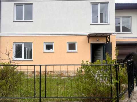 дом по адресу Шкільна пер. (Шкільна)