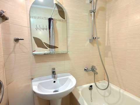 квартира по адресу Ревуцкого ул., 17