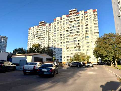 квартира по адресу Ревуцкого ул., 17