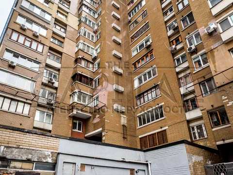 комерційна за адресою Антоновича вул. (Горького), 90-92
