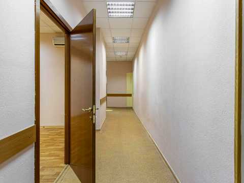 коммерческая по адресу Евгения Коновальца ул. (Щорса), 36-Б