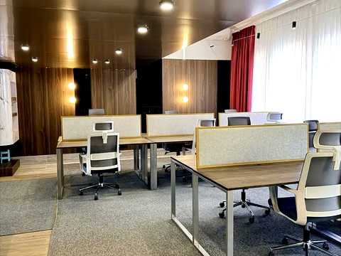 коммерческая по адресу Панаса Мирного ул., 8