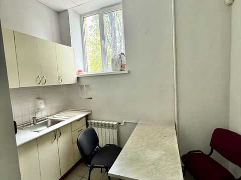 комерційна за адресою Вацлава Гавела бульв. (Івана Лепсе), 29