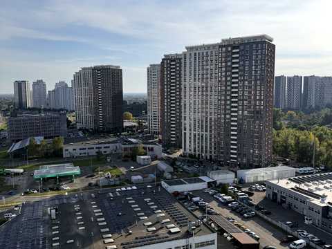 квартира за адресою Дніпровська набережна вул., 14