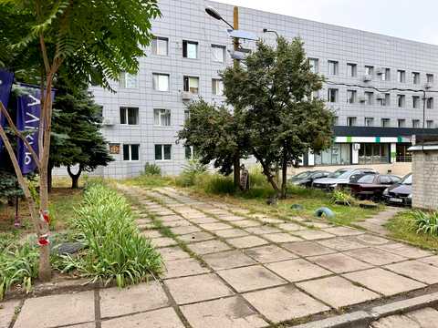 комерційна за адресою Героїв просп., 12